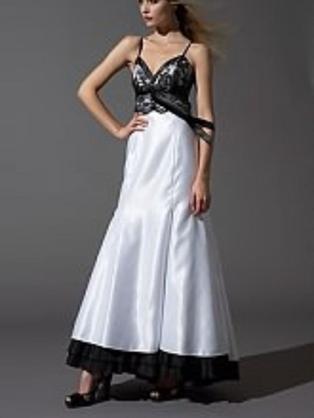 Sz 5 (fits modern 4) Y2K (2008) Vintage Jessica McClintock 32636 Satin Gown